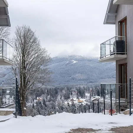 Invest Szklarks 800 - C11 شقة