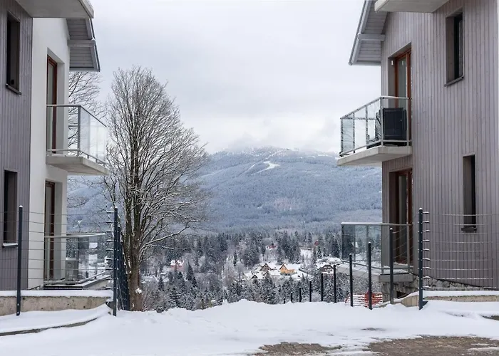 Invest Szklarks 800 - C11 شقة